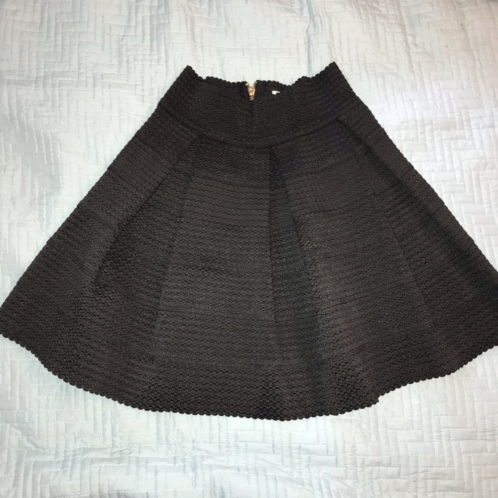 Black skater skirt